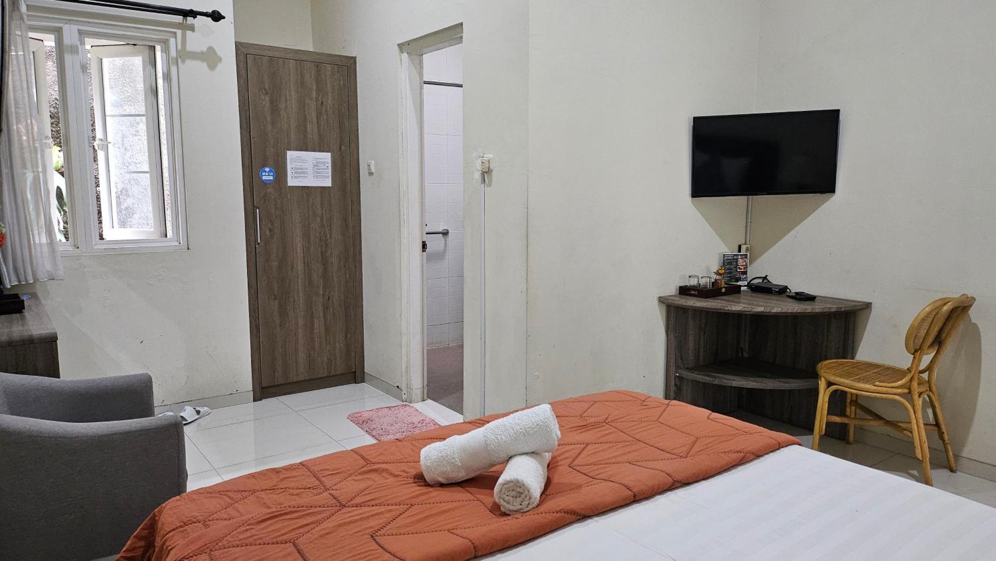 Surokarsan 9 House Yogyakarta Hotel ภายนอก รูปภาพ